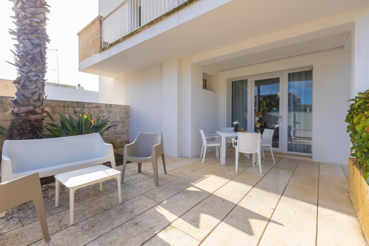 Aparthotel Residences Ludovica &Valentina Santa Maria al Bagno Exterior foto